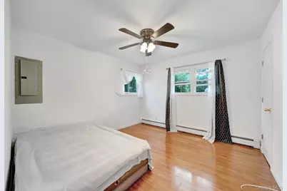 109 Pine Road, Mastic Beach, NY 11951 - Photo 15