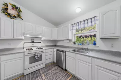 22 Rosewood Lane, Wurtsboro, NY 12790 - Photo 23
