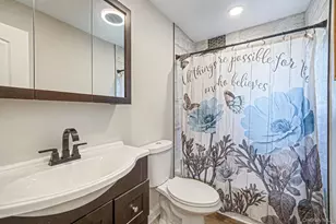 93 Deauville Blvd, Copiague, NY 11726 - Photo 11