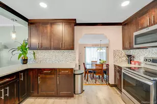 93 Deauville Blvd, Copiague, NY 11726 - Photo 7