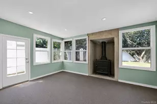 93 Deauville Blvd, Copiague, NY 11726 - Photo 21
