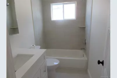 271 Washington Avenue, Patchogue, NY 11772 - Photo 19