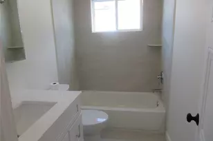 271 Washington Ave, Patchogue, NY 11772 - Photo 19