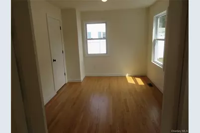 271 Washington Avenue, Patchogue, NY 11772 - Photo 17