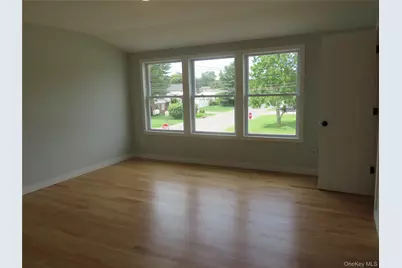 271 Washington Avenue, Patchogue, NY 11772 - Photo 29