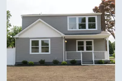 271 Washington Avenue, Patchogue, NY 11772 - Photo 1