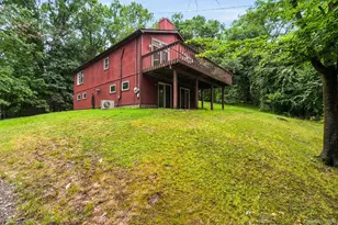 35 Moccasin View Rd, Fishkill, NY 12524 - Photo 37