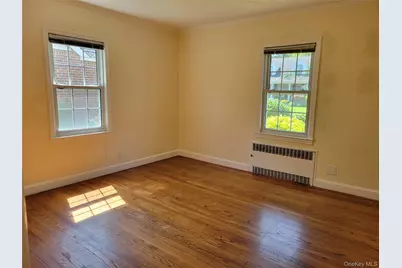89 Beverly Avenue, Floral Park, NY 11001 - Photo 13
