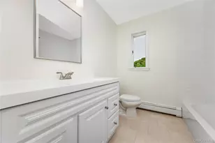 65 Westminster Dr, Shirley, NY 11967 - Photo 19