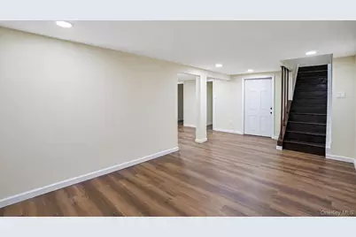 15 Dix Circle, Dix Hills, NY 11746 - Photo 31