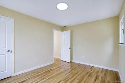 15 Dix Circle, Dix Hills, NY 11746 - Photo 25