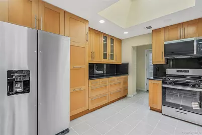 15 Dix Circle, Dix Hills, NY 11746 - Photo 15