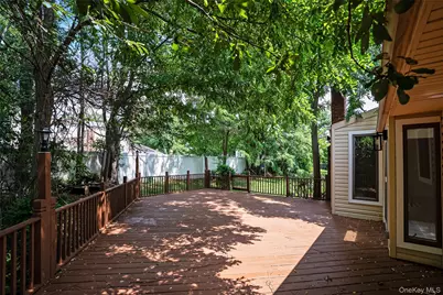 15 Dix Circle, Dix Hills, NY 11746 - Photo 43