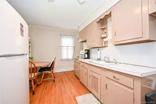 171-37 Courtney Ave, Flushing, NY 11358 - Photo 5
