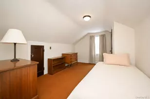 171-37 Courtney Ave, Flushing, NY 11358 - Photo 13