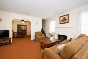 171-37 Courtney Ave, Flushing, NY 11358 - Photo 9