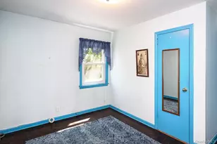 560 N 6th St, New Hyde Park, NY 11040 - Photo 17