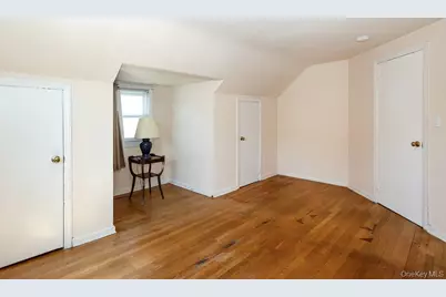 560 N 6th Street, New Hyde Park, NY 11040 - Photo 23