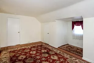 560 N 6th St, New Hyde Park, NY 11040 - Photo 21
