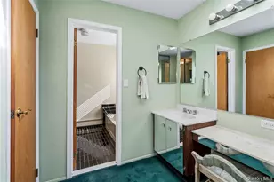 15-17 Park Woods Ln, Kings Park, NY 11754 - Photo 27