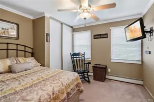 15-17 Park Woods Ln, Kings Park, NY 11754 - Photo 21