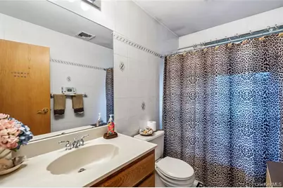 15-17 Park Woods Lane, Kings Park, NY 11754 - Photo 41