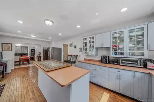 1641 E 3rd Ave, Bay Shore, NY 11706 - Photo 11