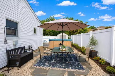 61 Hemlock Lane, Massapequa Park, NY 11762 - Photo 41