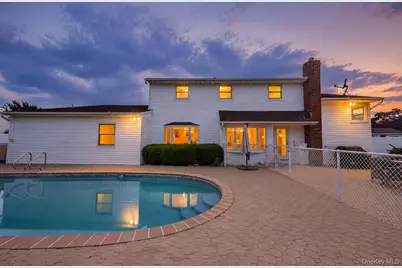 61 Hemlock Lane, Massapequa Park, NY 11762 - Photo 43