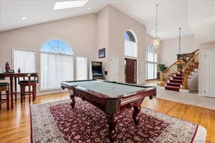 4 Shannon Dr, Woodbury, NY 11797 - Photo 7