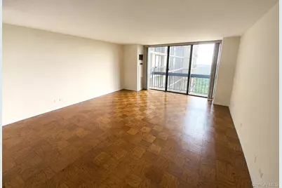 27110 Grand Central Parkway #25Y, Floral Park, NY 11005 - Photo 5