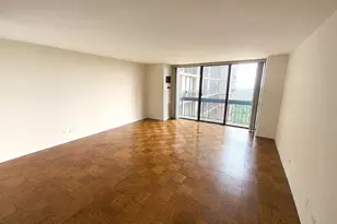 27110 Grand Central Pkwy, Floral Park, NY 11005 - Photo 5