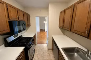 27110 Grand Central Pkwy, Floral Park, NY 11005 - Photo 11