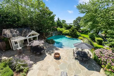 608 Shore Drive, Oakdale, NY 11769 - Photo 9