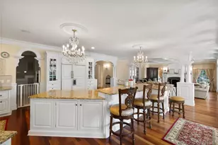 608 Shore Dr, Oakdale, NY 11769 - Photo 29