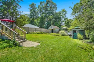 35 Lakeview Ave, Poughkeepsie, NY 12601 - Photo 13