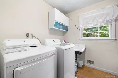 19 Carlton Road, Bronxville, NY 10708 - Photo 17