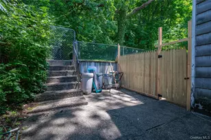 74 Jervis Rd, Yonkers, NY 10705 - Photo 21