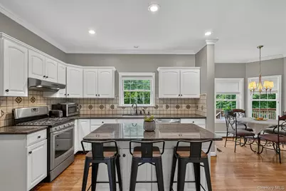 1 Stonefield Court, Cortlandt Manor, NY 10567 - Photo 9