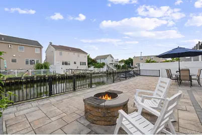 109 Kopf Road, Bellmore, NY 11710 - Photo 23