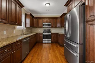 109 Kopf Rd, Bellmore, NY 11710 - Photo 11