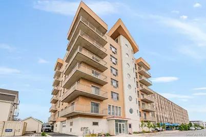 661 W Broadway #404, Long Beach, NY 11561 - Photo 1