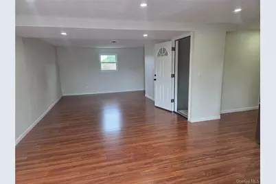 14 Brian Drive, East Islip, NY 11730 - Photo 3