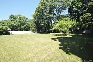 587 Johnson Ave, Ronkonkoma, NY 11779 - Photo 33