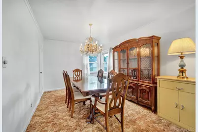 6 Lippold Street, Merrick, NY 11566 - Photo 9