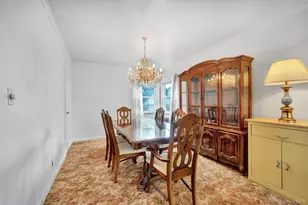 6 Lippold St, Merrick, NY 11566 - Photo 9
