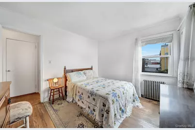 6 Lippold Street, Merrick, NY 11566 - Photo 13