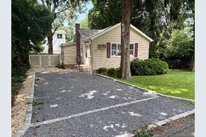 18 Kew, Sound Beach, NY 11789 - Photo 3
