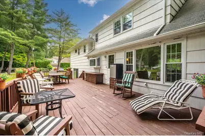 27 Meadowlark Road, Rye Brook, NY 10573 - Photo 5