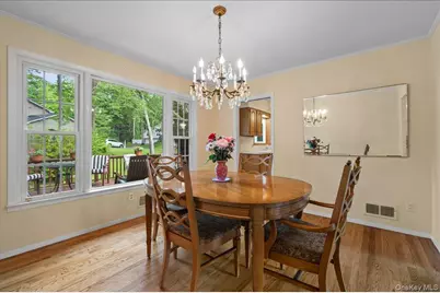 27 Meadowlark Road, Rye Brook, NY 10573 - Photo 9